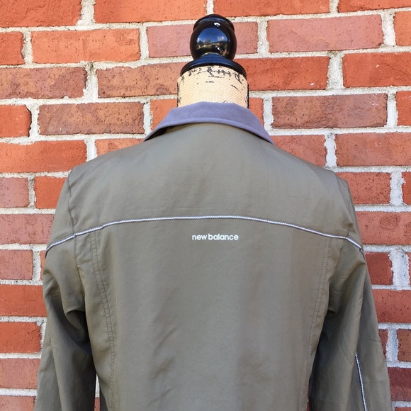 New Balance Green Windbreaker Women’s Size Small - Picture 7 of 8